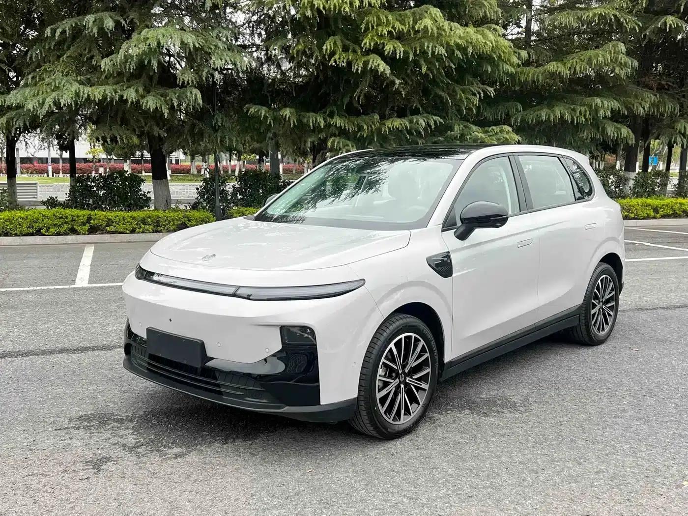 Leapmotor B10 2025 Model 510 Enjoy Edition — миниатюра 1