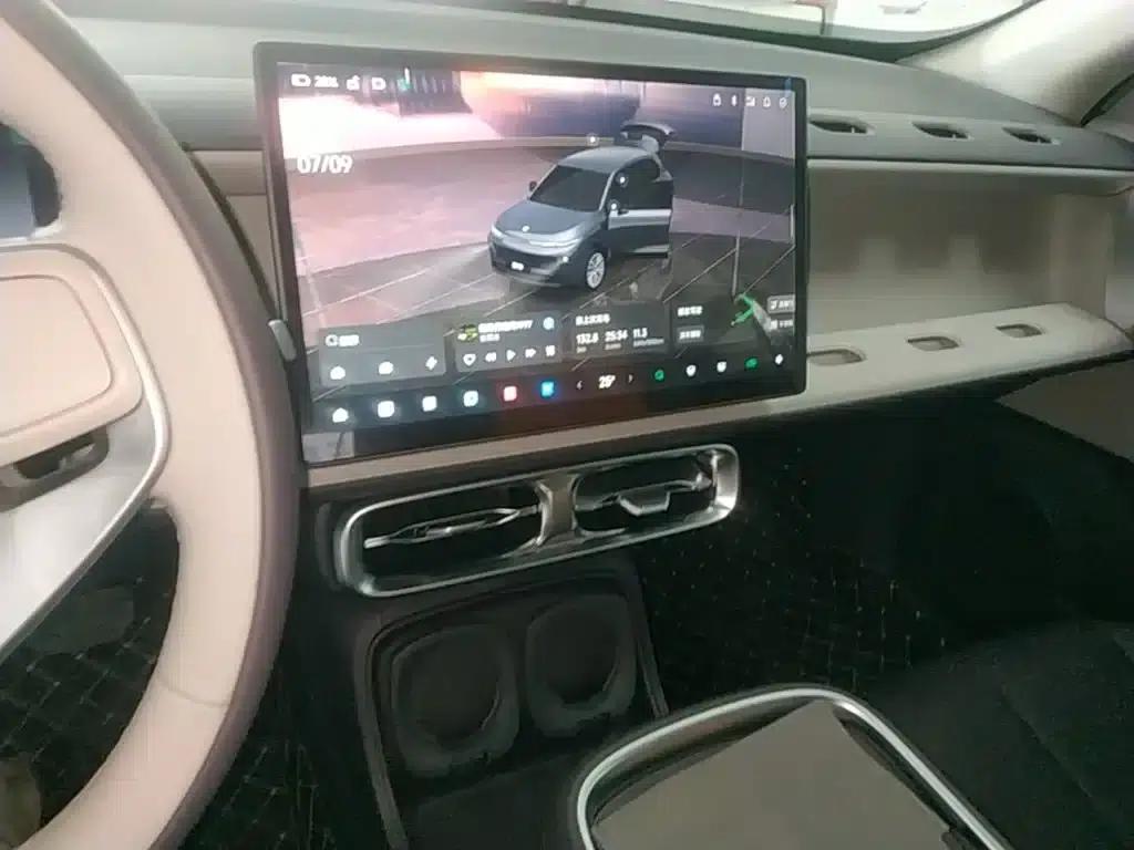 Leapmotor B10 2025 Model 510 Comfort Edition — миниатюра 13