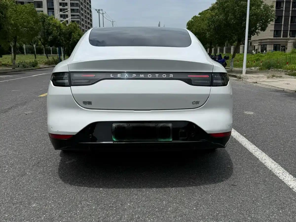 Leapmotor C01 2022 Rear-Wheel Drive Standard Range Edition — миниатюра 14