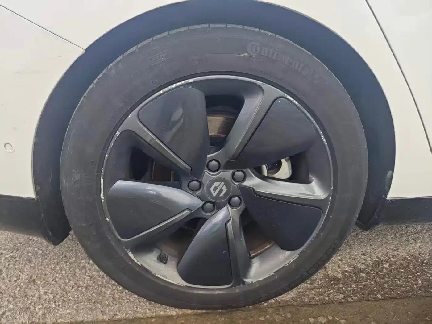 Leapmotor C01 2022 Rear-Wheel Drive Standard Range Edition — миниатюра 12