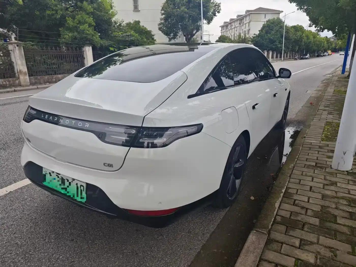 Leapmotor C01 2022 Rear-Wheel Drive Standard Range Edition — миниатюра 4