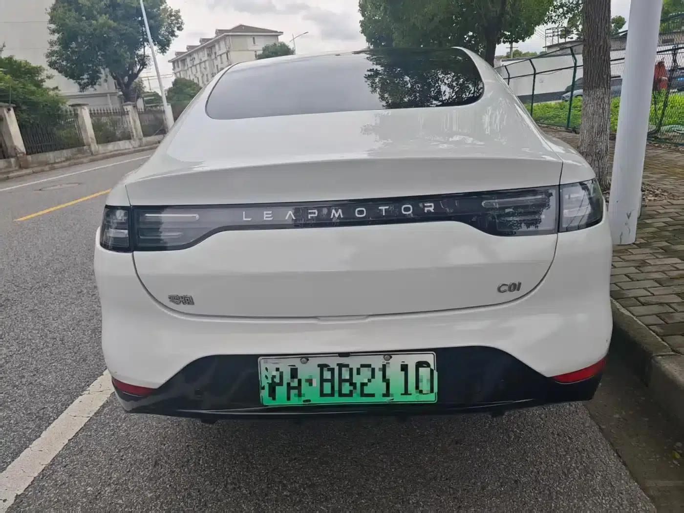 Leapmotor C01 2022 Rear-Wheel Drive Standard Range Edition — миниатюра 5