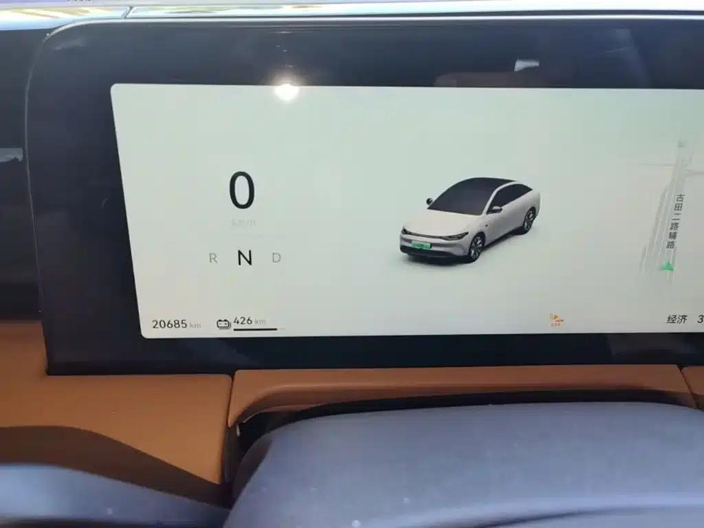 Leapmotor C01 2024 Pure Electric 525 Premium Edition — миниатюра 12