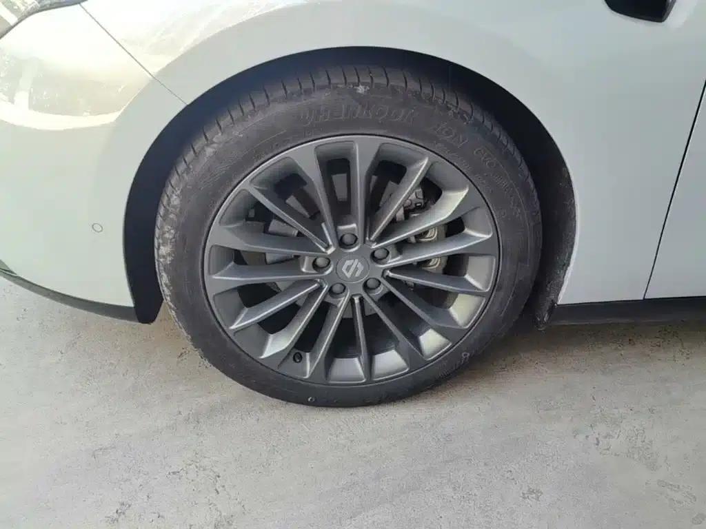 Leapmotor C01 2024 Pure Electric 525 Premium Edition — миниатюра 23