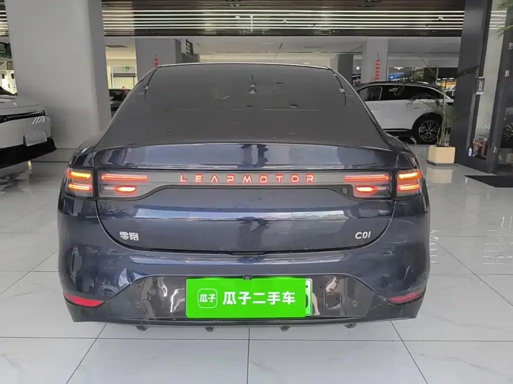 Leapmotor C01 2022 Rear-Wheel Drive Long Range Edition — миниатюра 6