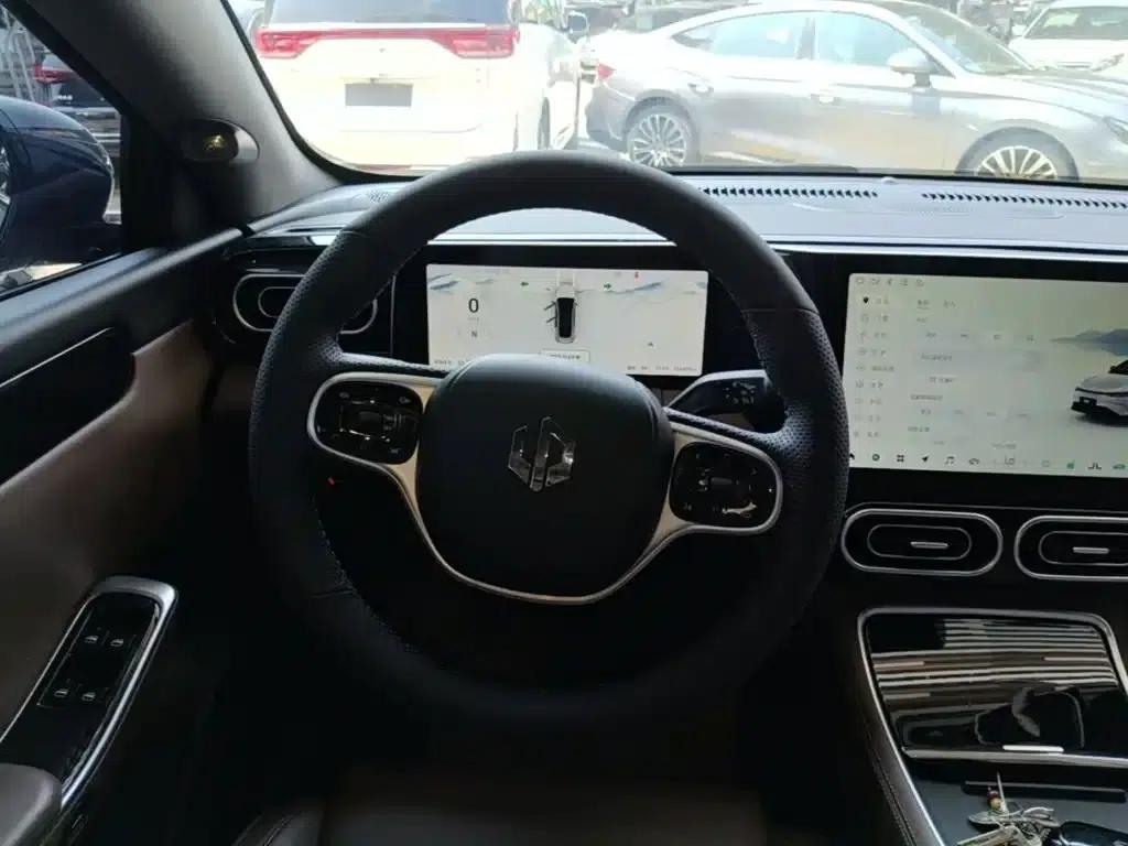 Leapmotor C01 2023 Range Extended 316 Comfort Edition — миниатюра 11