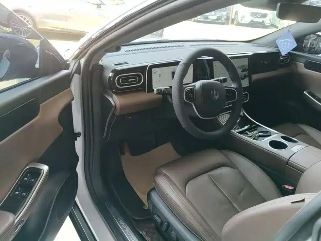 Leapmotor C01 2023 Range Extended 316 Comfort Edition — миниатюра 16