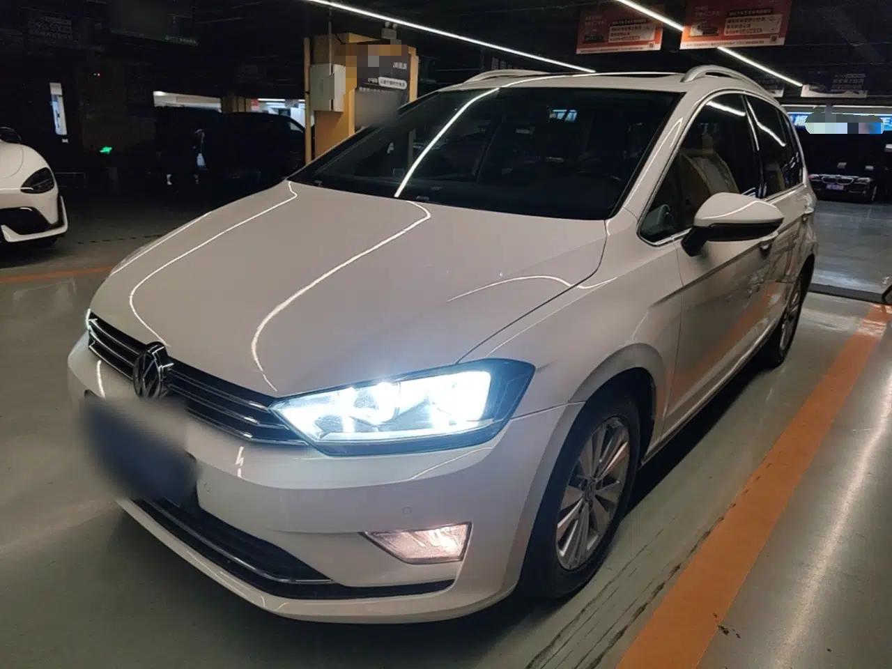 Volkswagen Golf Sportsvan 2016 230TSI Automatic Trend Edition — миниатюра 1