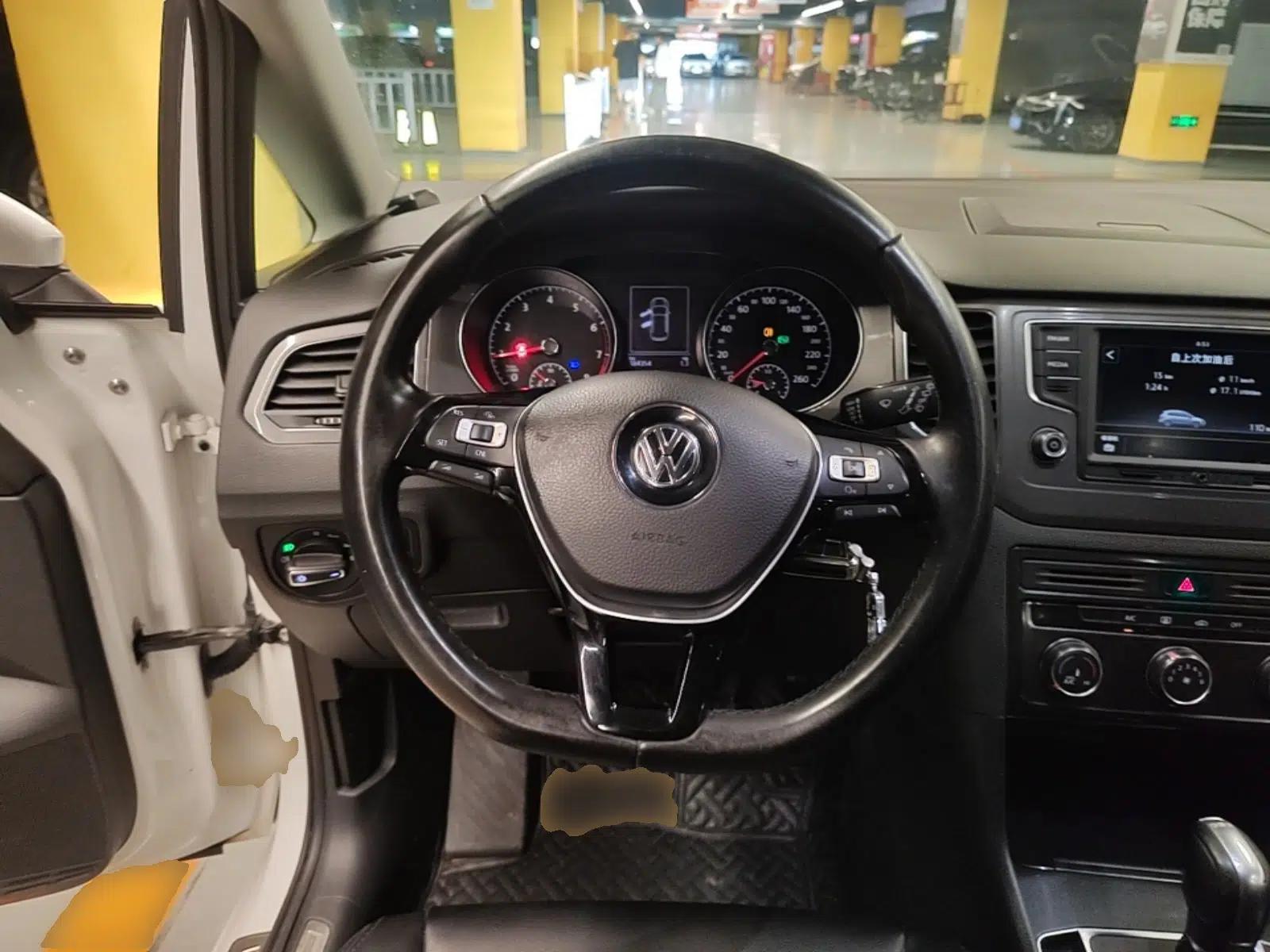 Volkswagen Golf Sportsvan 2016 230TSI Automatic Trend Edition — миниатюра 13