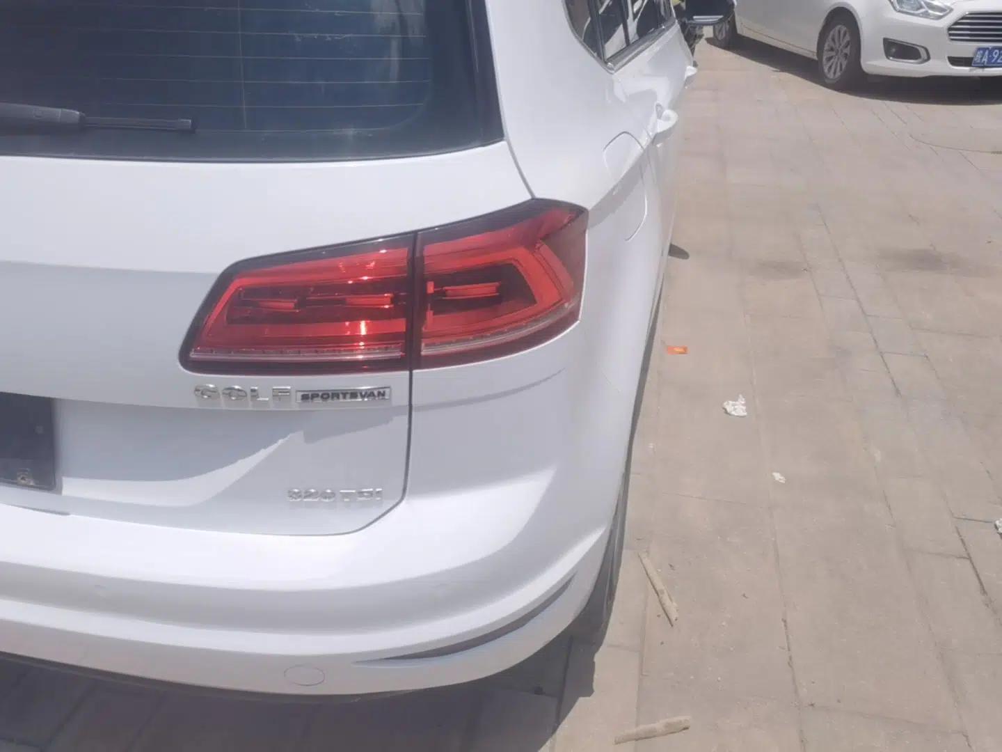 Volkswagen Golf Sportsvan 2016 230TSI Automatic Trend Edition — миниатюра 9