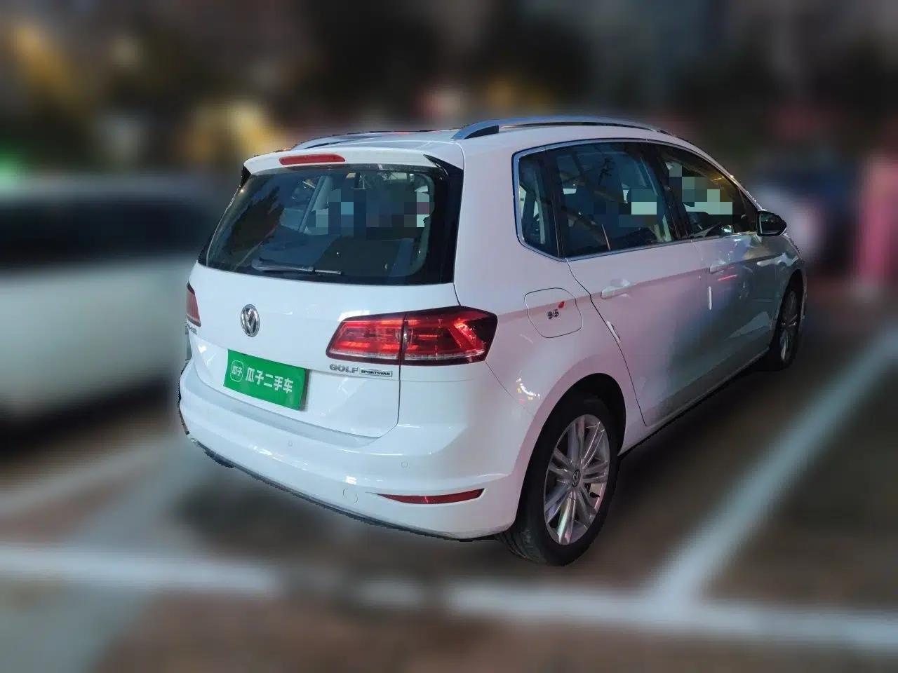 Volkswagen Golf Sportsvan 2018 280TSI Automatic Luxury Model — миниатюра 6