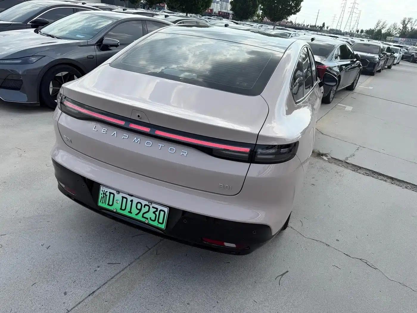 Leapmotor B01 2025 550 Enjoy Edition — миниатюра 12