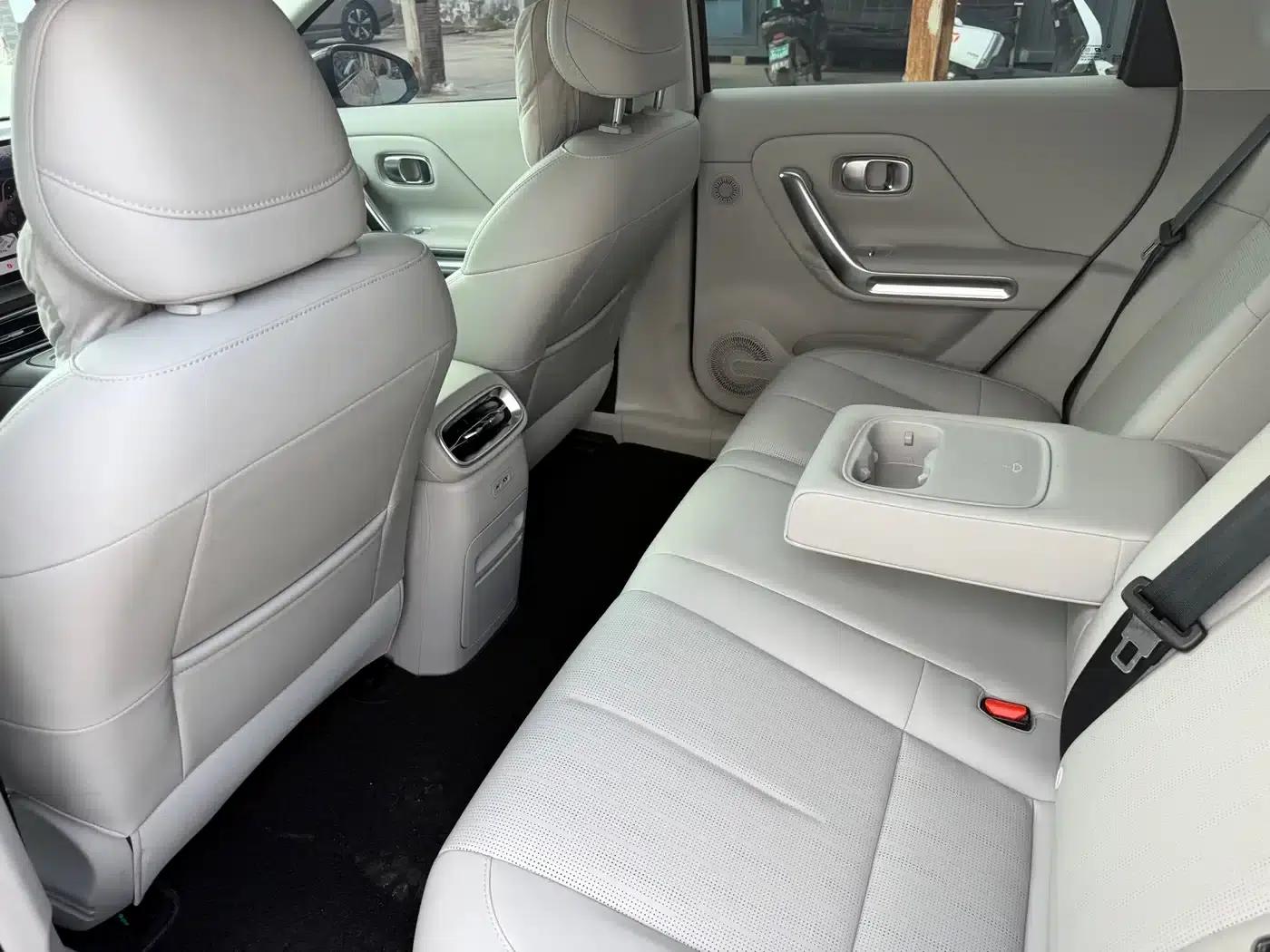 Leapmotor B01 2025 550 Enjoy Edition — миниатюра 5