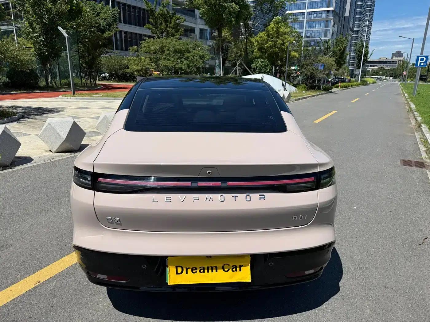 Leapmotor B01 2025 Model 550 LiDAR Edition — миниатюра 5