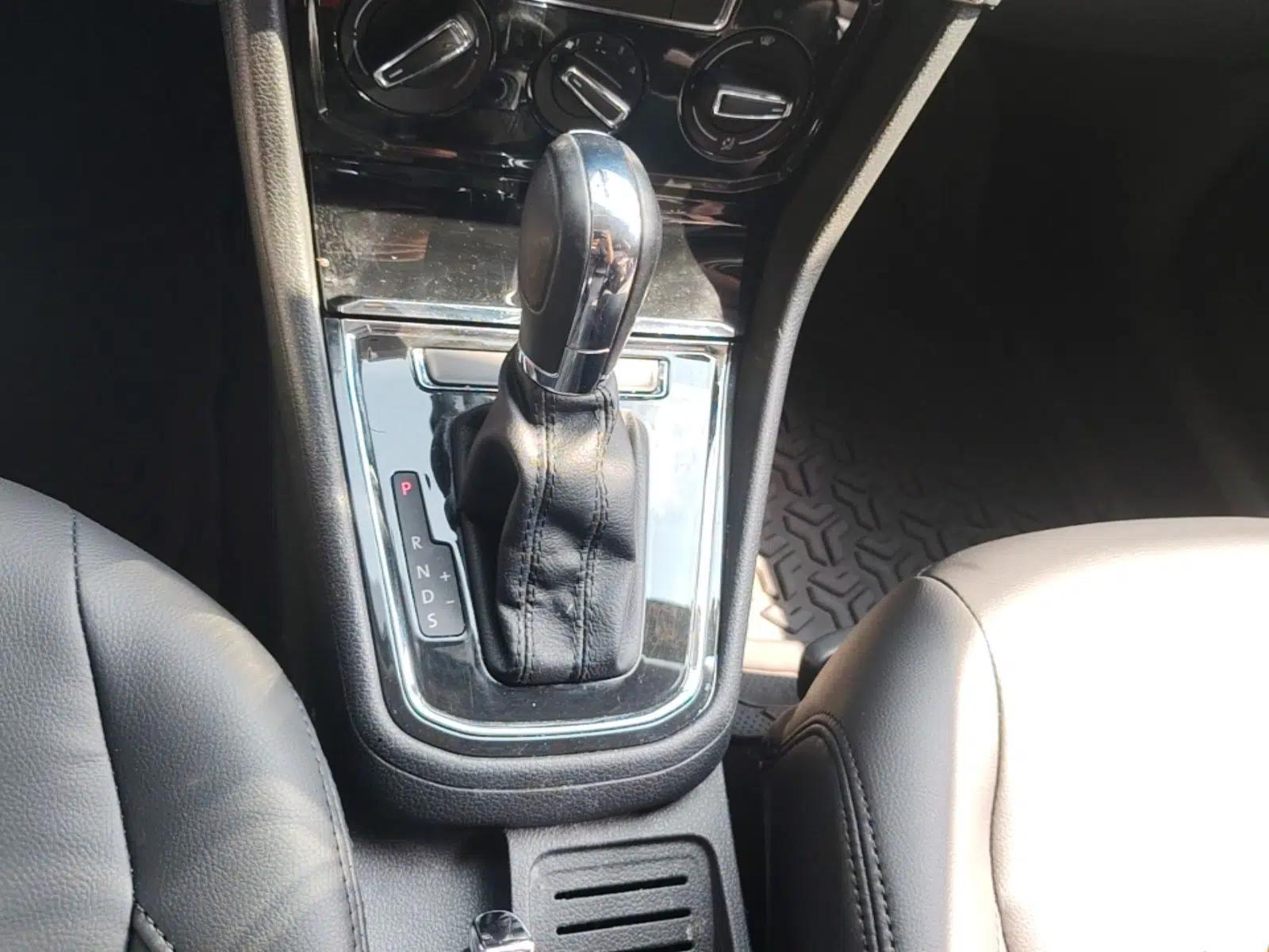 Volkswagen C-TREK 2017 1.6L Automatic Comfort Model — миниатюра 16