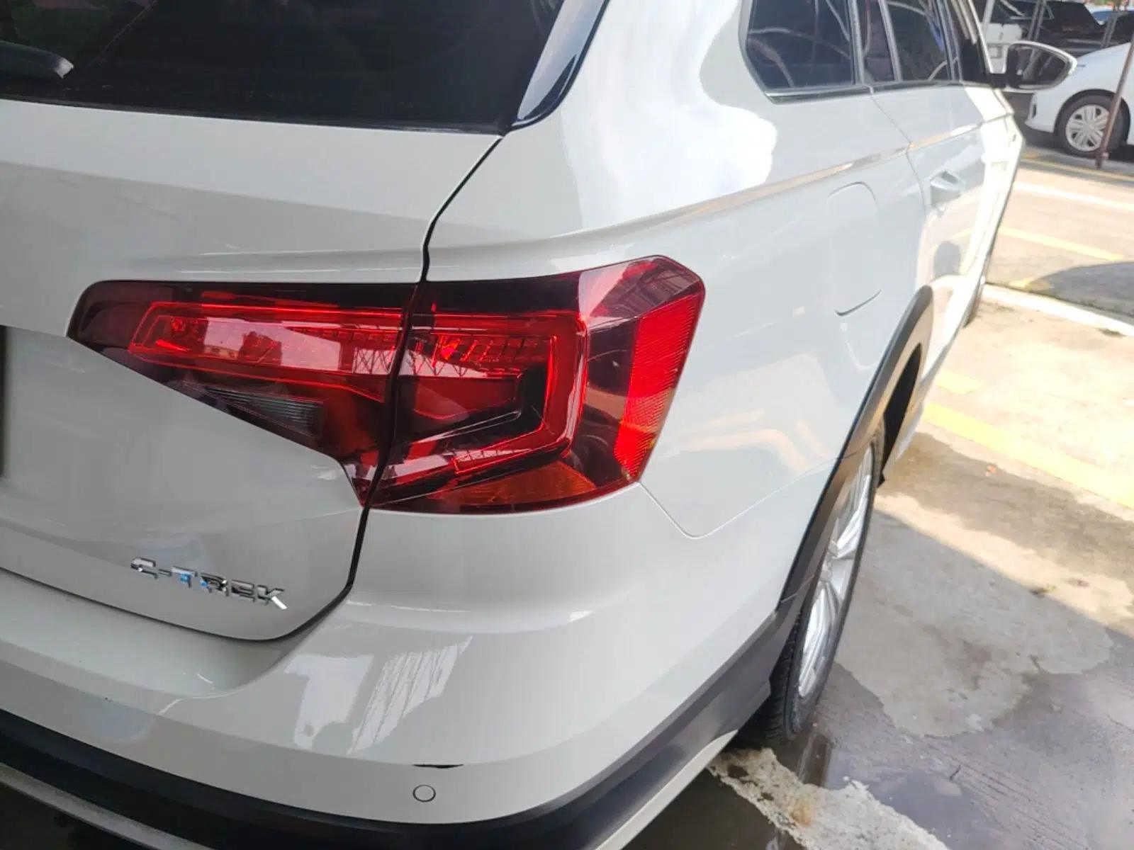 Volkswagen C-TREK 2017 1.6L Automatic Comfort Model — миниатюра 9