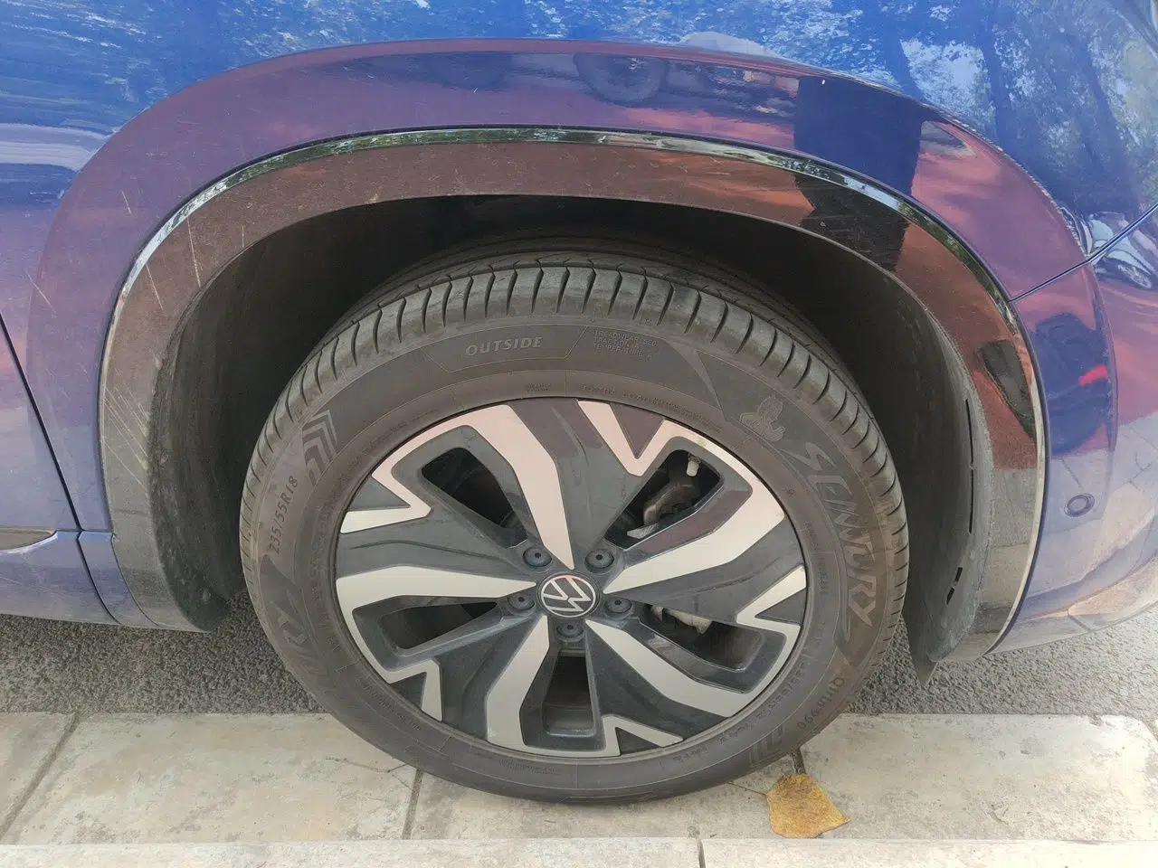 Volkswagen Tayron GTE Plug-in Hybrid 2023 280TSI Luxury Plus Advanced Edition — миниатюра 8