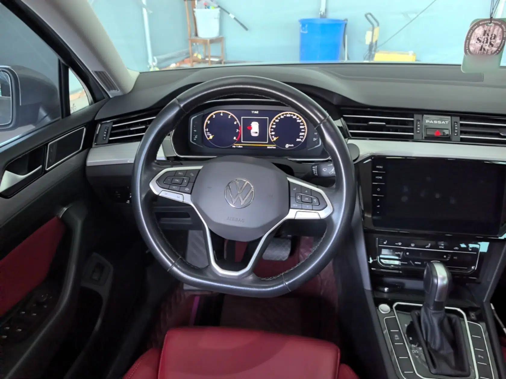 Volkswagen Variant 2021 2.0T Comfort Edition — миниатюра 18