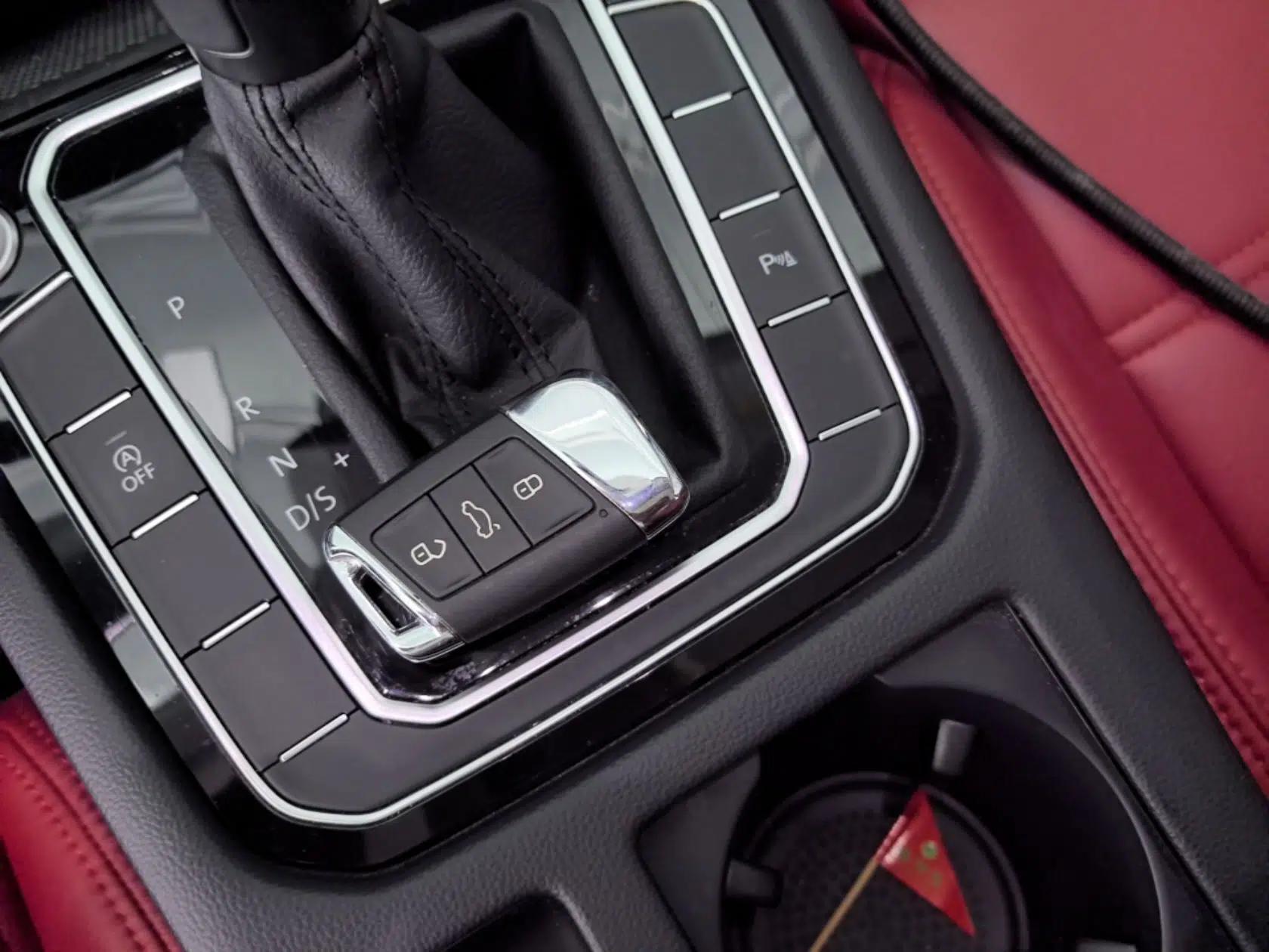 Volkswagen Variant 2021 2.0T Comfort Edition — миниатюра 28