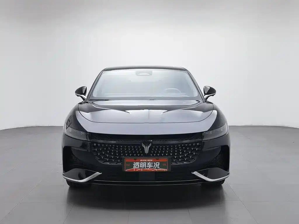 Voyah Chasing the Light 2024 PHEV AWD Long Range Flagship Edition — миниатюра 3
