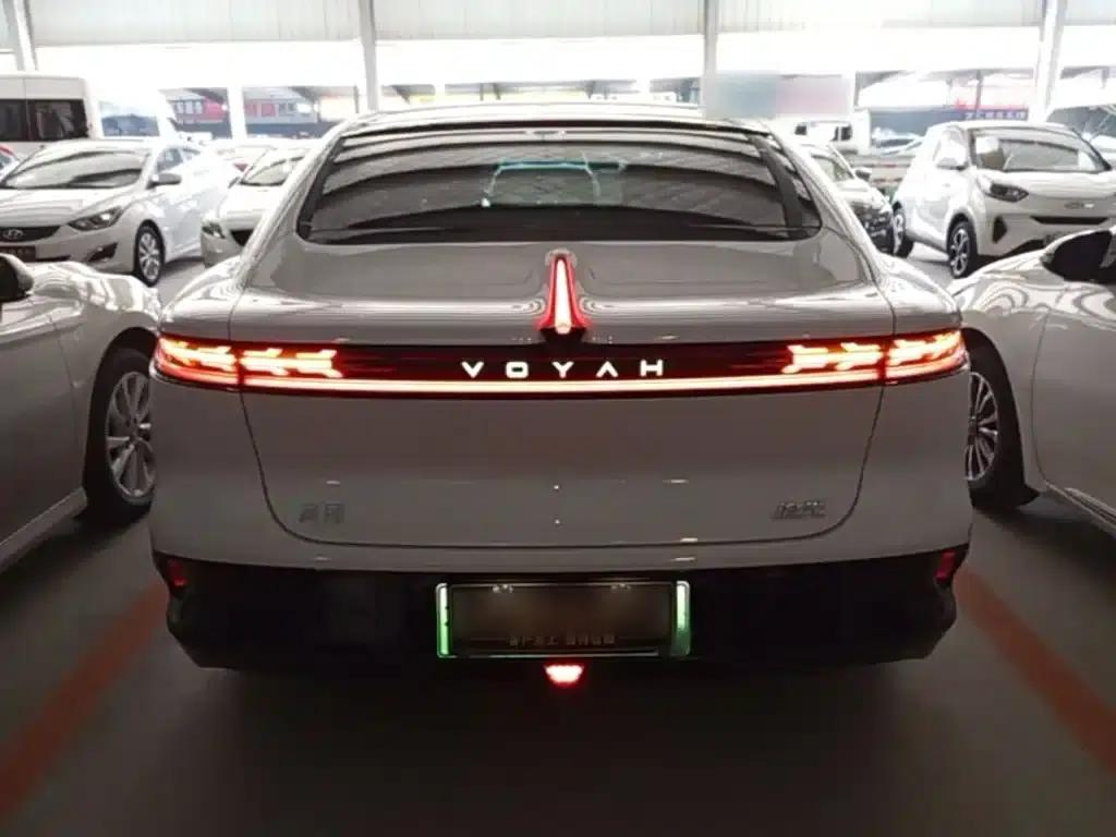 Voyah Chasing the Light 2024 PHEV AWD Long Range Flagship Edition — миниатюра 6