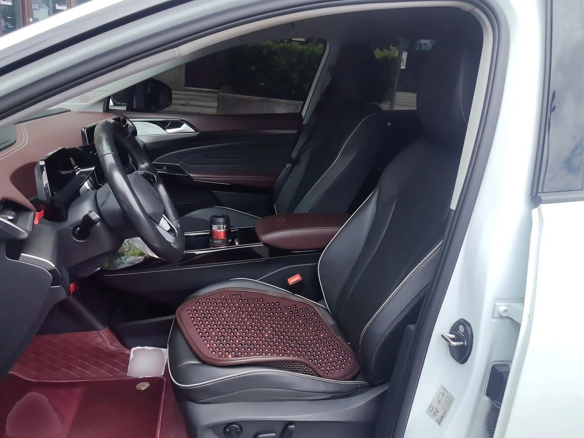 Volkswagen ID.6 X 2023 Pure Long-Range Version — миниатюра 15