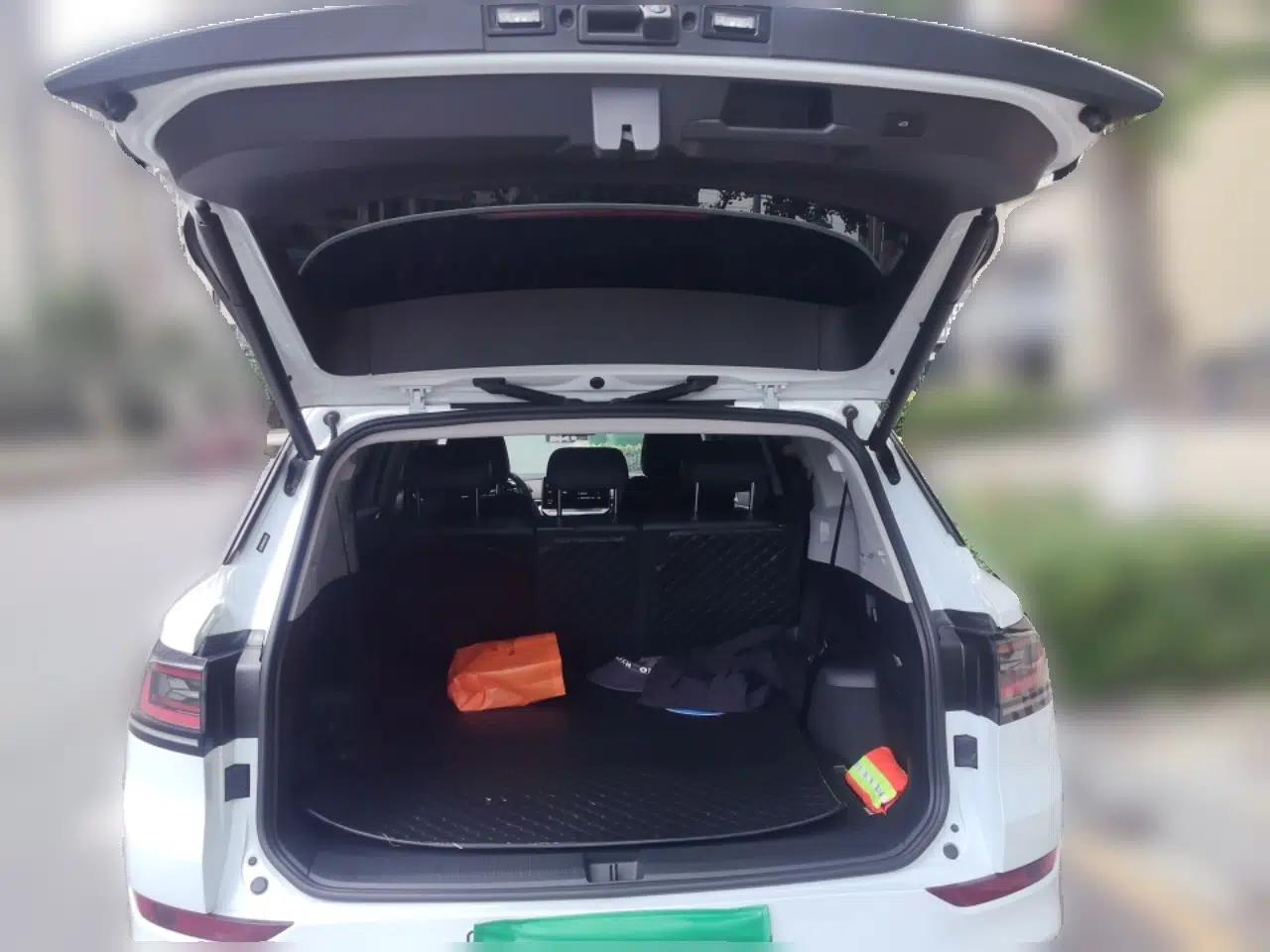Volkswagen ID.6 X 2023 Pure Long-Range Version — миниатюра 19