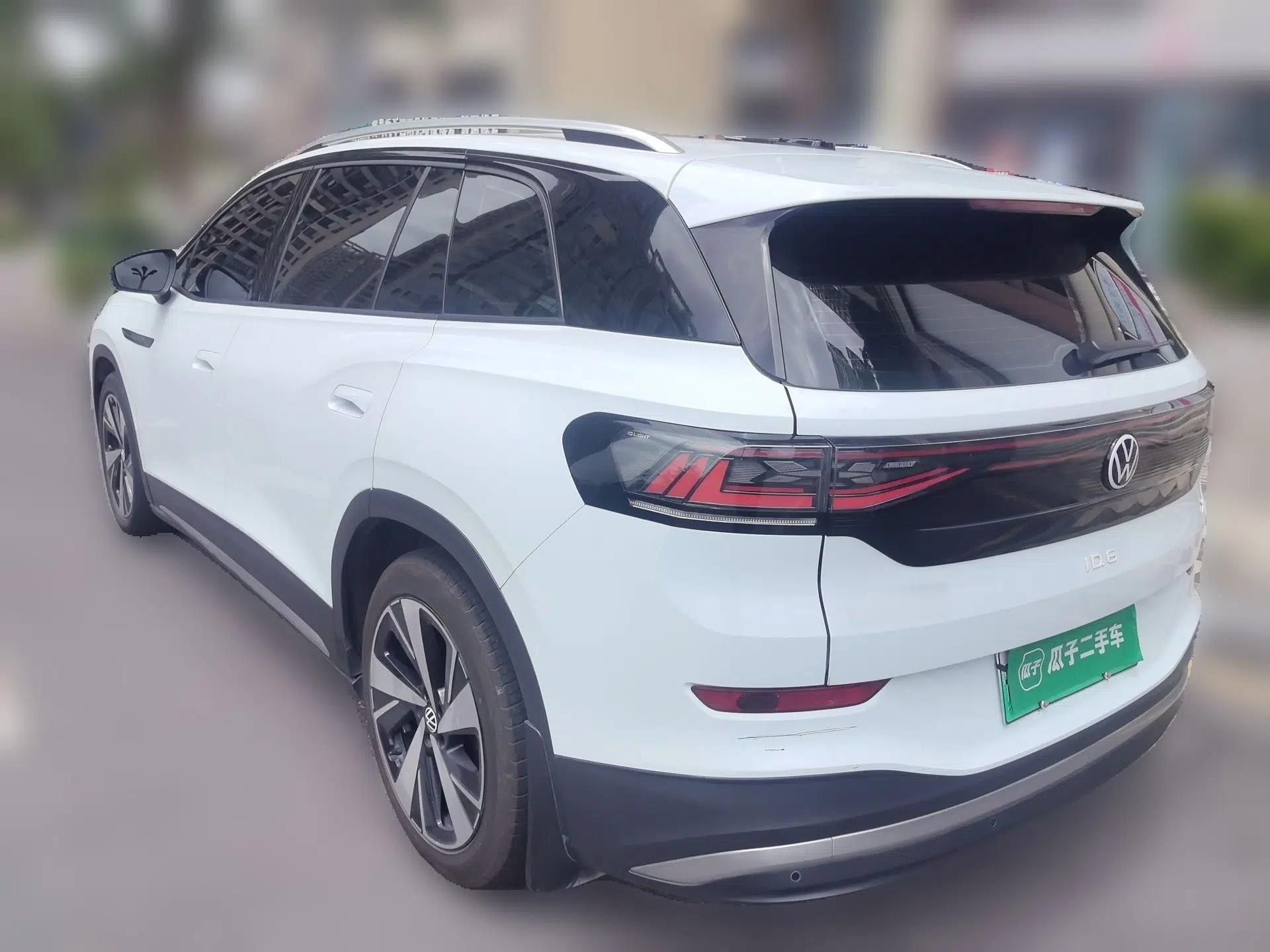 Volkswagen ID.6 X 2023 Pure Long-Range Version — миниатюра 4
