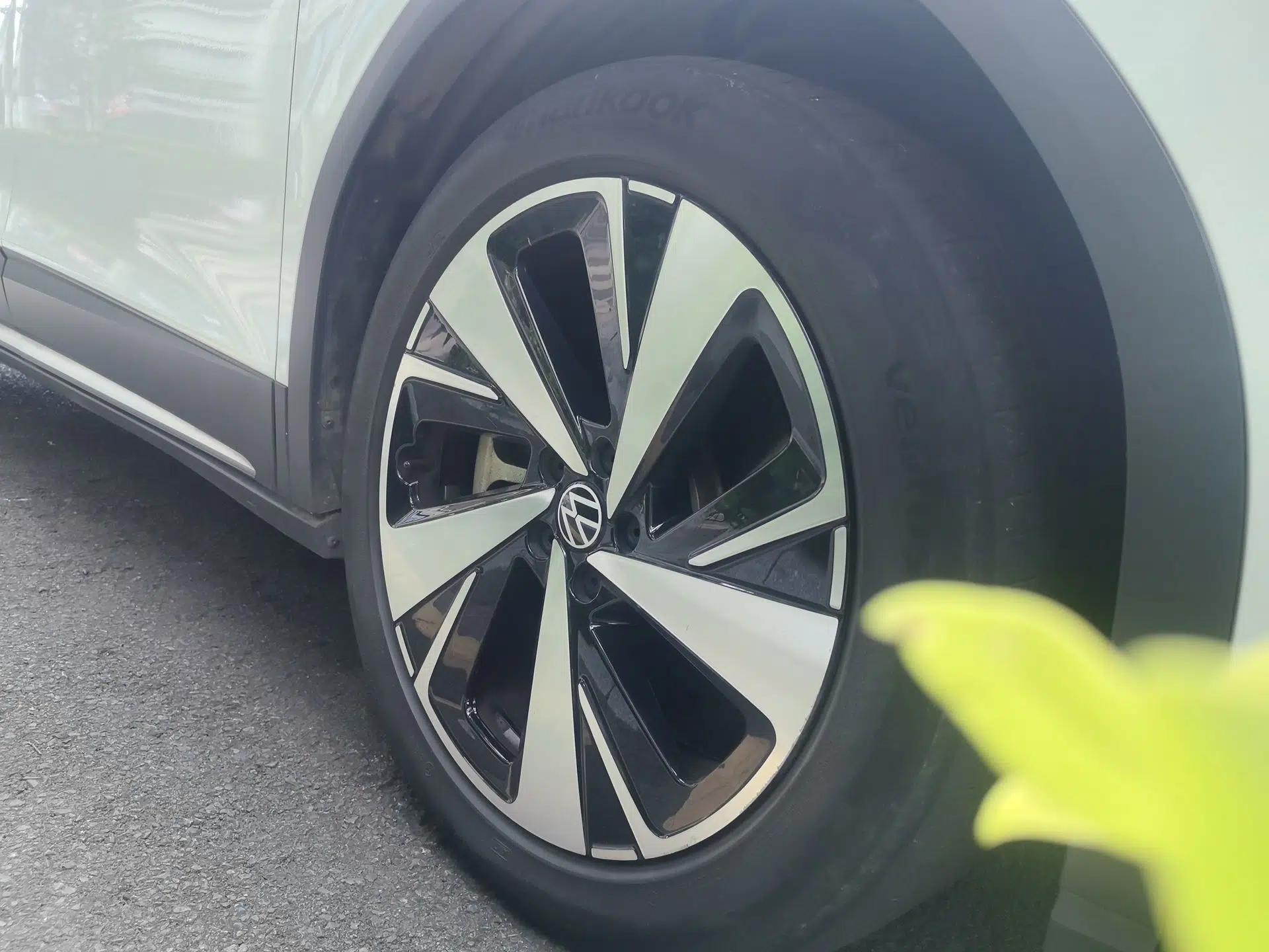 Volkswagen ID.6 X 2023 Pure Long-Range Version — миниатюра 8