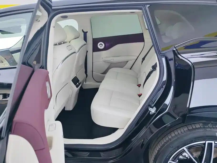 Voyah 2025 Four-Wheel Drive Qiankun Edition — миниатюра 11