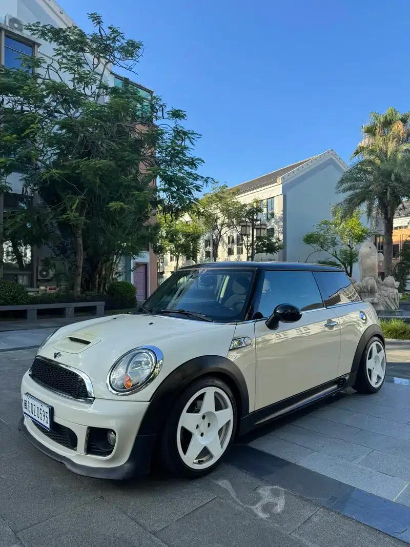 2012 MINI 1.6T COOPER S Bayswater — миниатюра 11