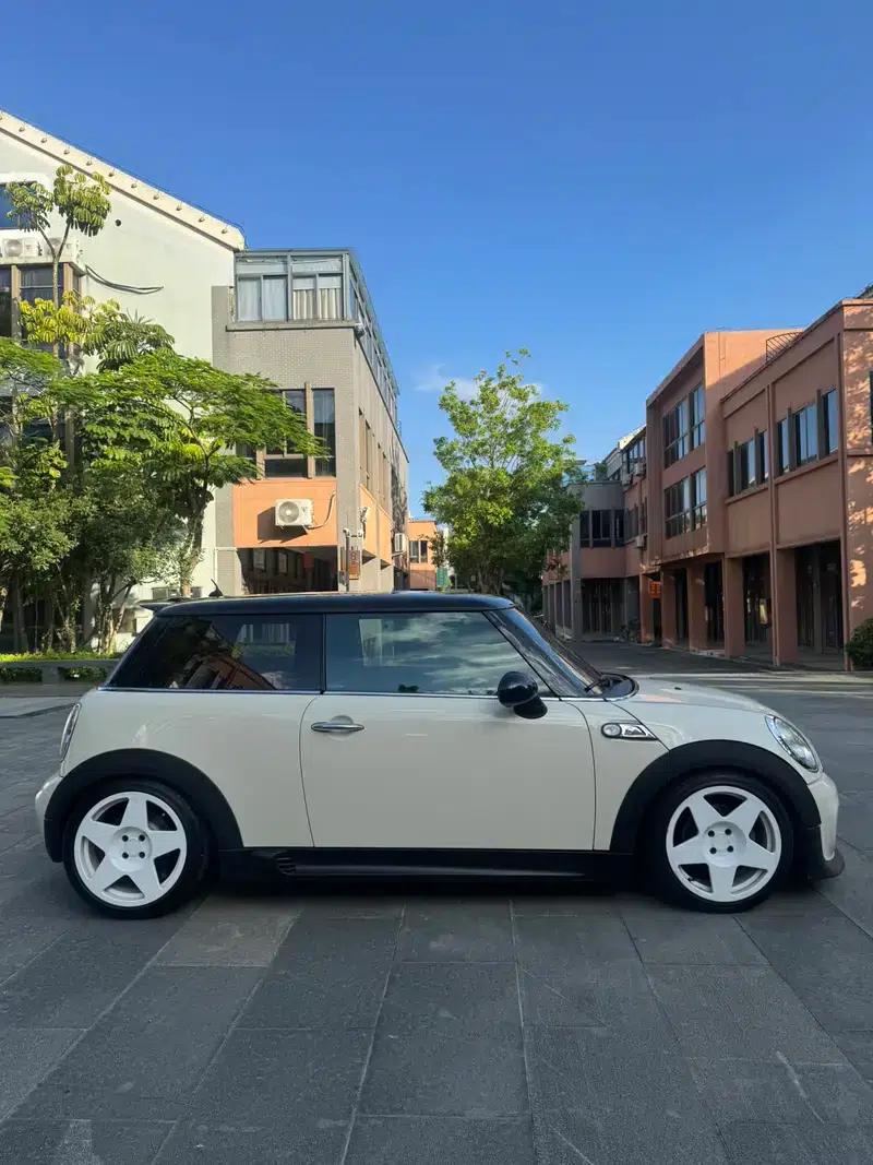 2012 MINI 1.6T COOPER S Bayswater — миниатюра 8