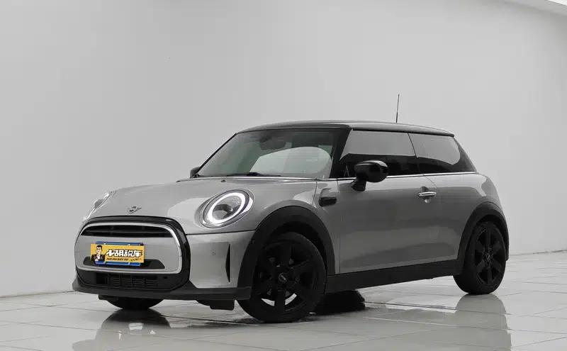 MINI 2023 1.5T COOPER Artist — миниатюра 1