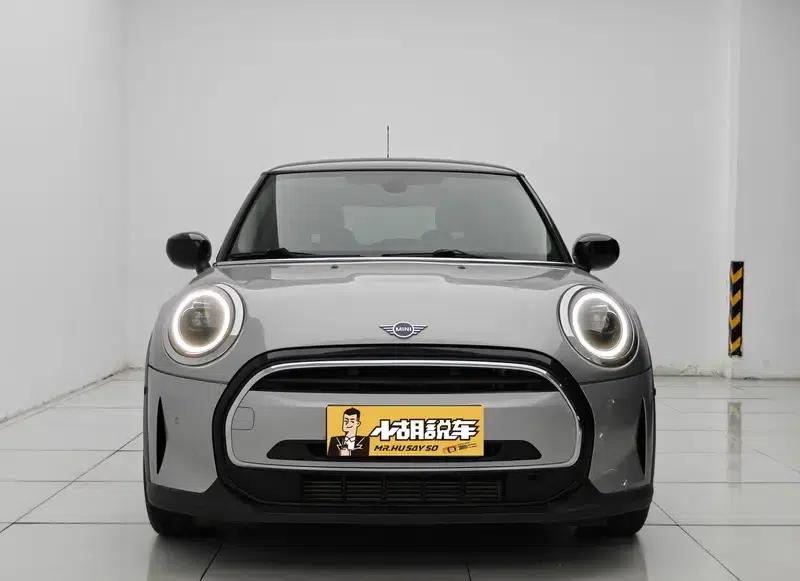 MINI 2023 1.5T COOPER Artist — миниатюра 2
