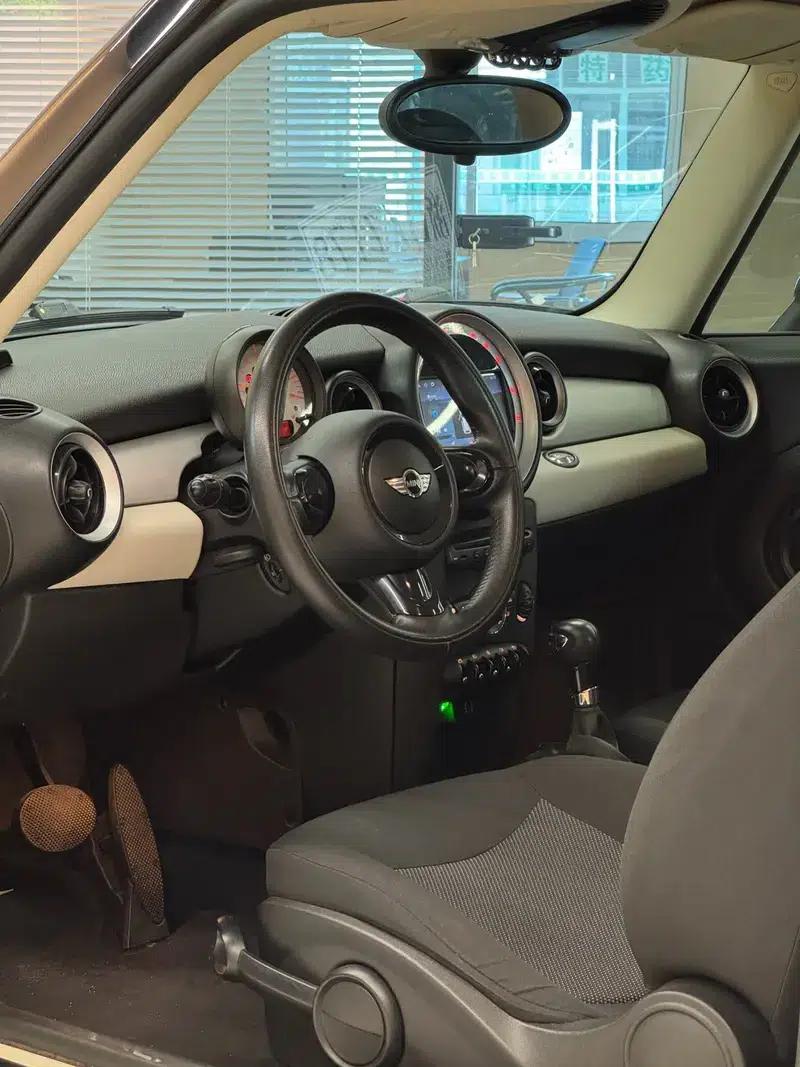 2011 MINI 1.6L ONE — миниатюра 10