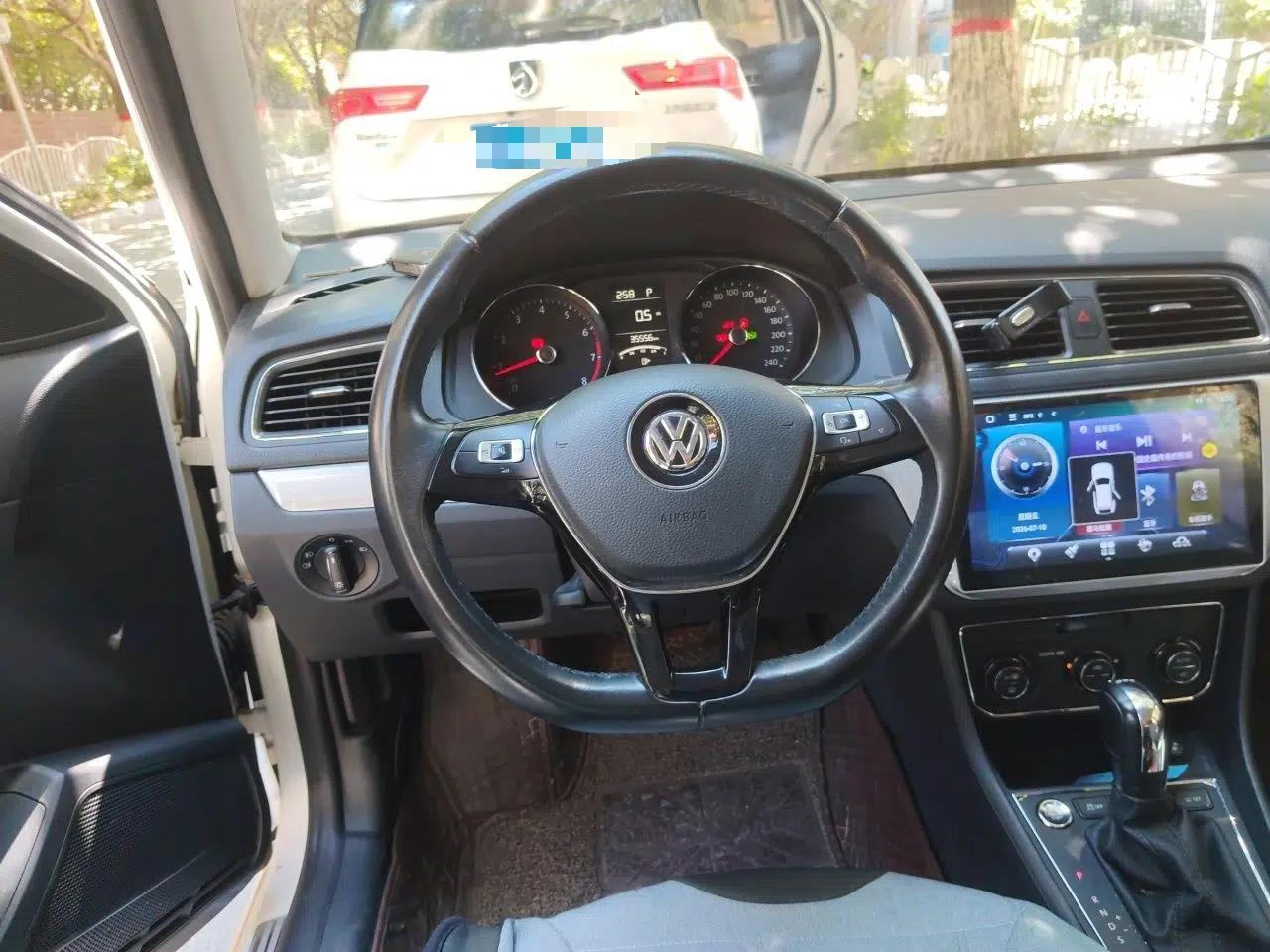 Volkswagen Gran Lavida 2017 180TSI DSG Comfort Edition — миниатюра 10