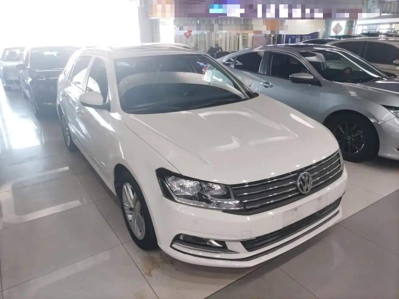 Volkswagen Gran Lavida 2017 180TSI DSG Comfort Edition — миниатюра 3