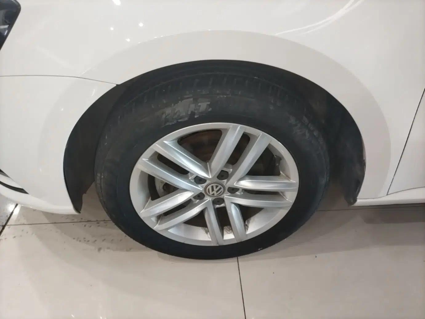 Volkswagen Gran Lavida 2017 180TSI DSG Comfort Edition — миниатюра 10