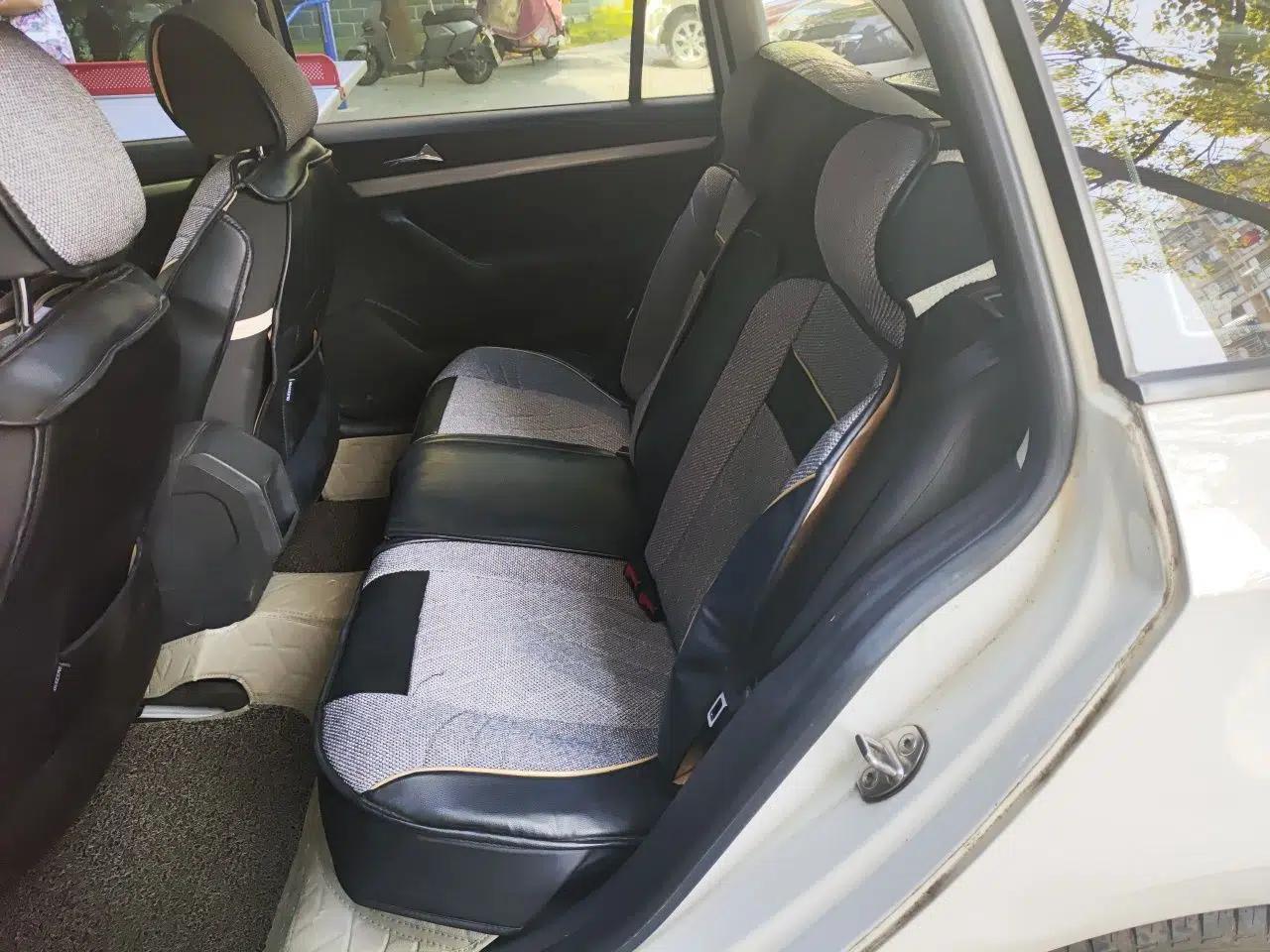 Volkswagen Gran Lavida 2015 1.6L Automatic Fashion Edition — миниатюра 14