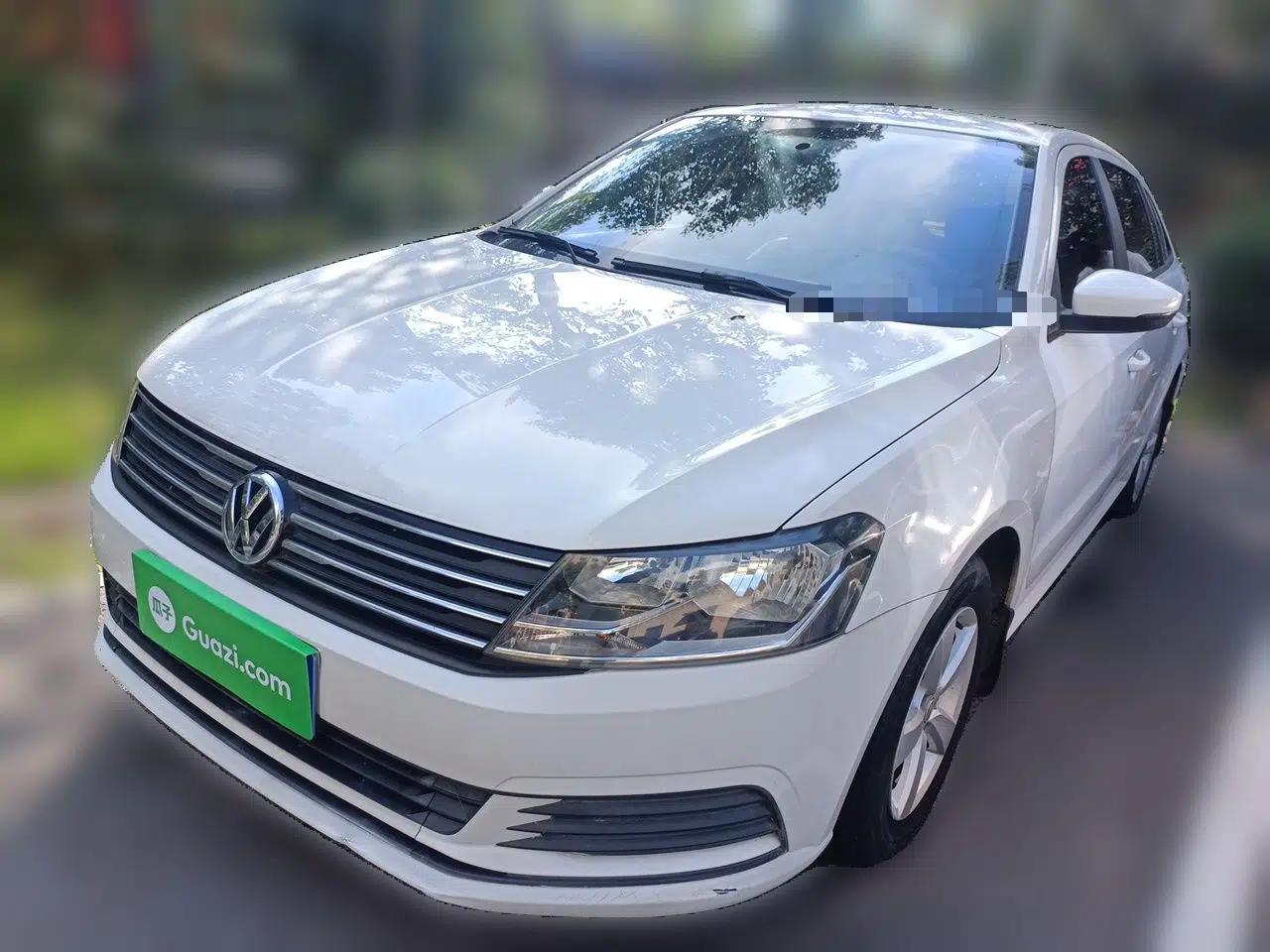 Volkswagen Gran Lavida 2015 1.6L Automatic Fashion Edition — миниатюра 1