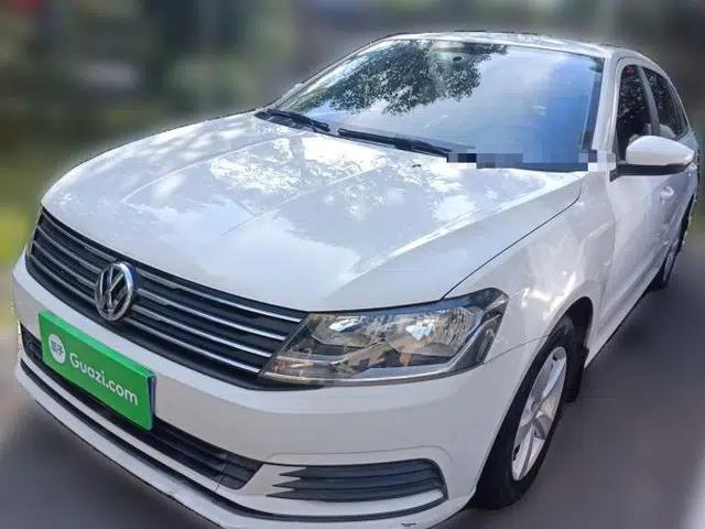 Volkswagen Gran Lavida 2015 1.6L Automatic Fashion Edition