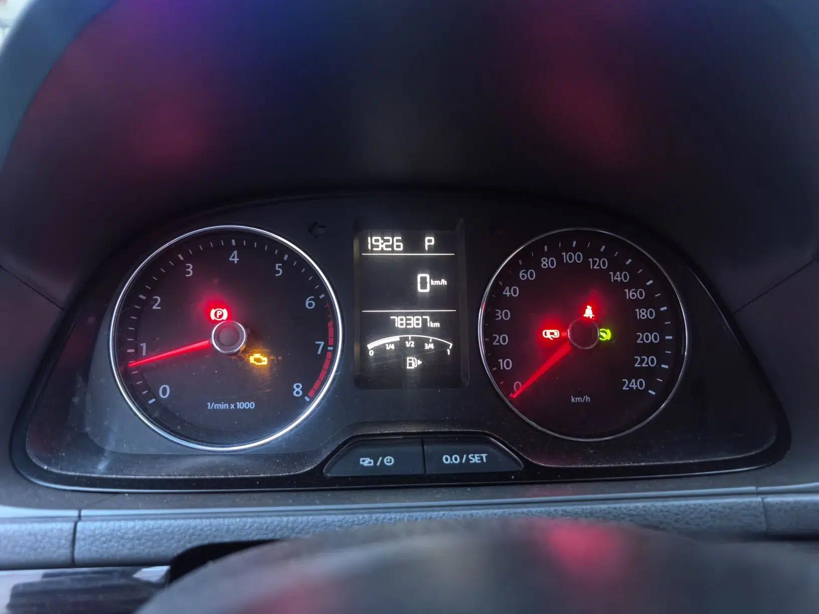 Volkswagen Gran Lavida 2014 1.4TSI Automatic Sport Edition — миниатюра 11