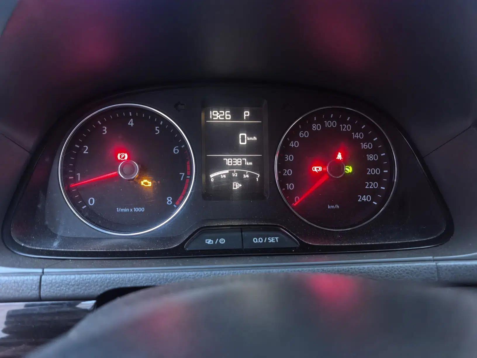 Volkswagen Gran Lavida 2014 1.4TSI Automatic Sport Edition — миниатюра 12