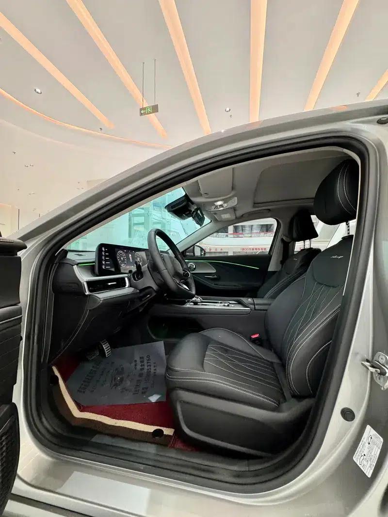 Chery Arrizo 8 2022 1.6TGDI DCT (Standard) — миниатюра 8