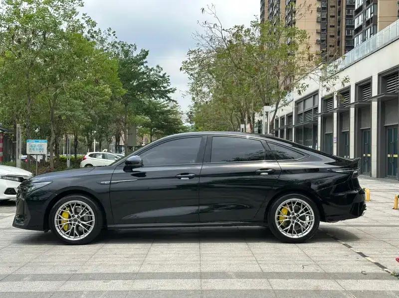 Chery Arrizo 8 2023 High-Performance Edition 2.0T DCT — миниатюра 4