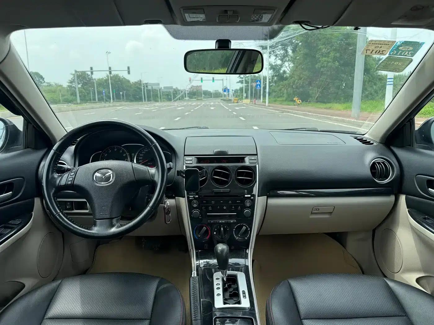 Mazda 6 2011 2.0L Automatic Fashion Edition — миниатюра 4