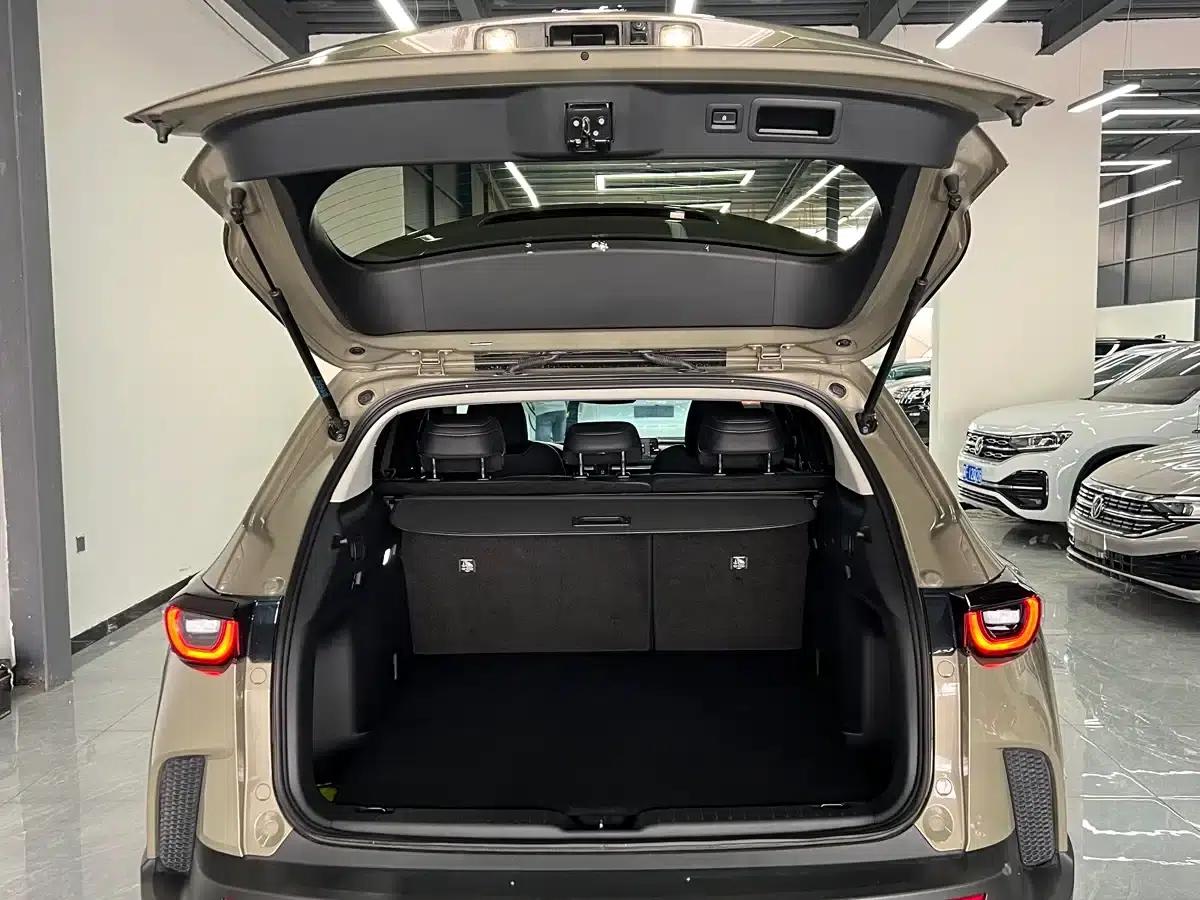 Mazda CX-50 Leading Edition 2023 2.0L — миниатюра 13