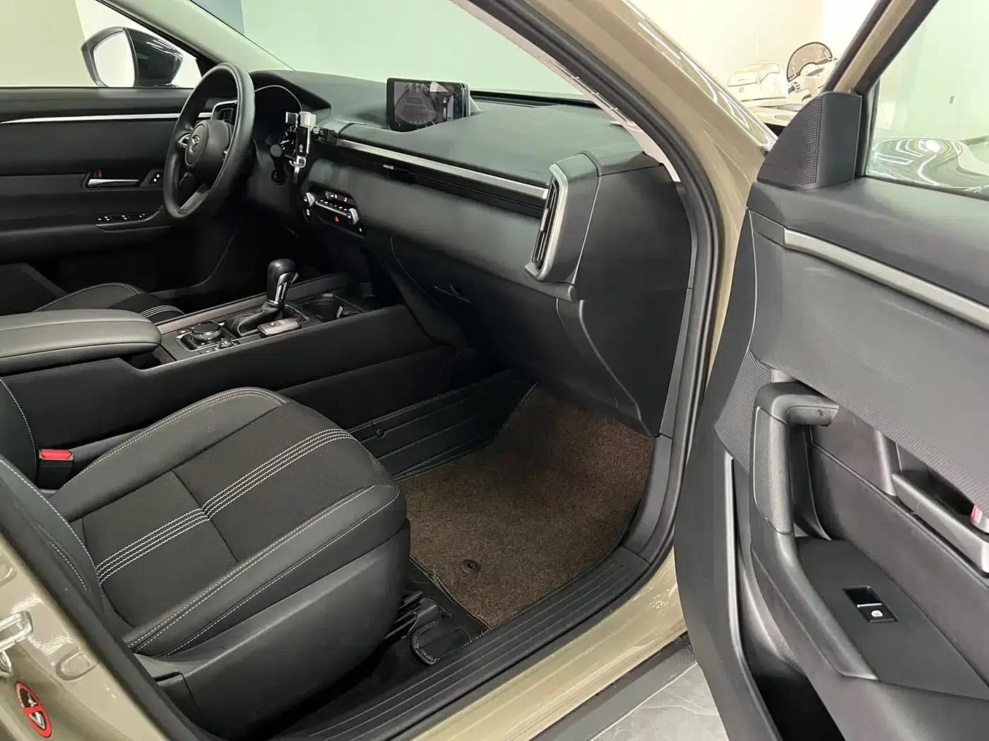 Mazda CX-50 Leading Edition 2023 2.0L — миниатюра 10