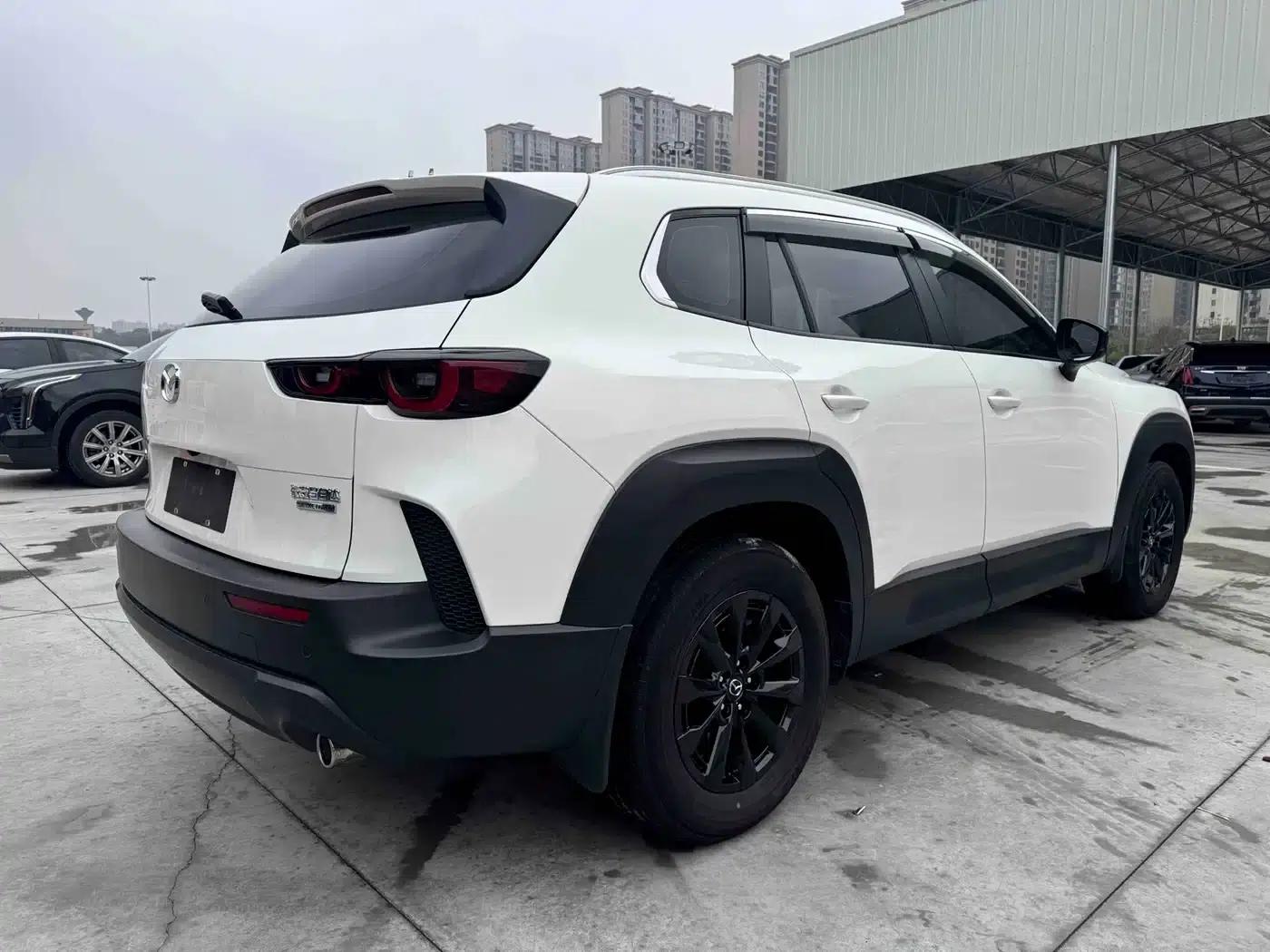 Mazda CX-50 Leading Edition 2023 2.0L — миниатюра 5