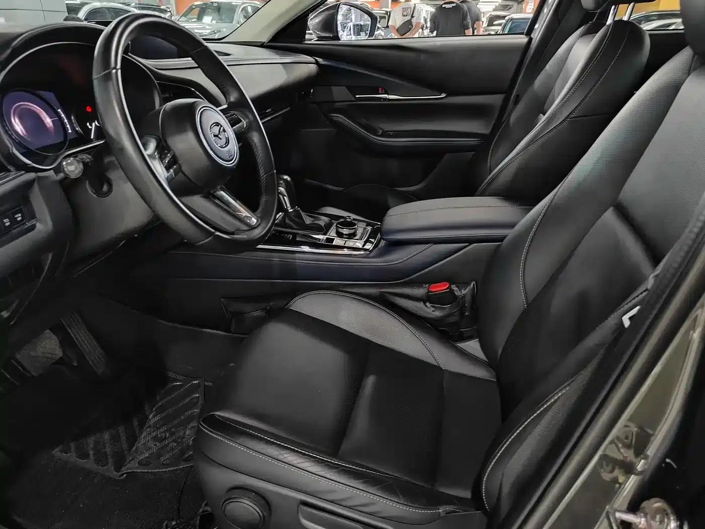 Mazda CX-30 2020 2.0L Automatic Premium Edition — миниатюра 5